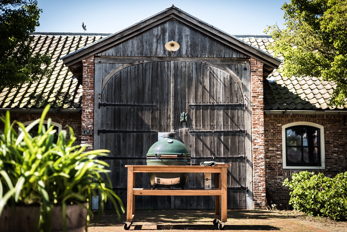 A nagy Big Green Egg bakancslista: 5 technika, amivel mesterszintre emelheted a sütést