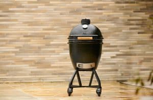 big green egg the onyx